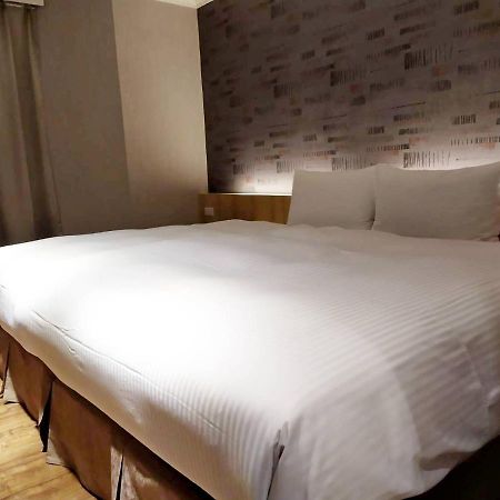 Simple Life Kaohsiung Hotel Exterior photo