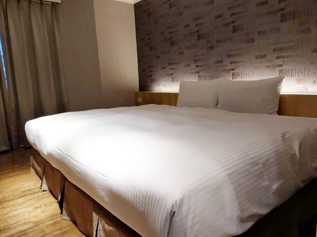 Simple Life Kaohsiung Hotel Exterior photo