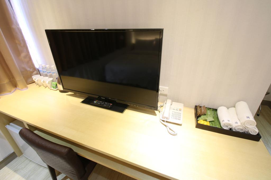 Simple Life Kaohsiung Hotel Room photo