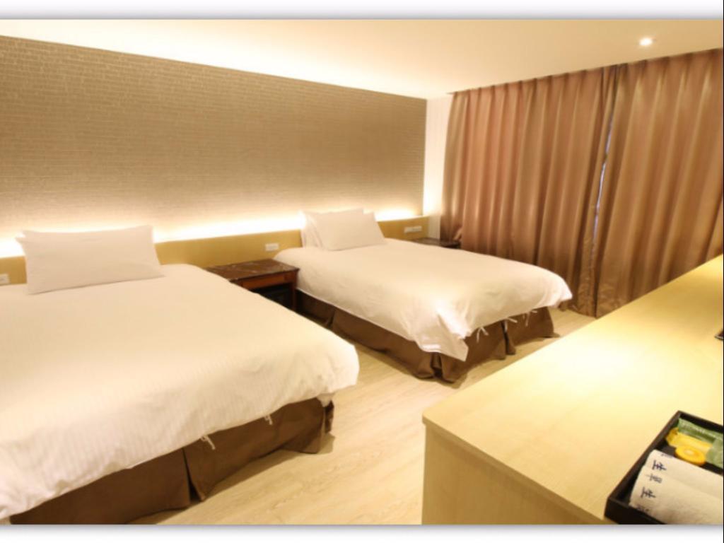 Simple Life Kaohsiung Hotel Exterior photo