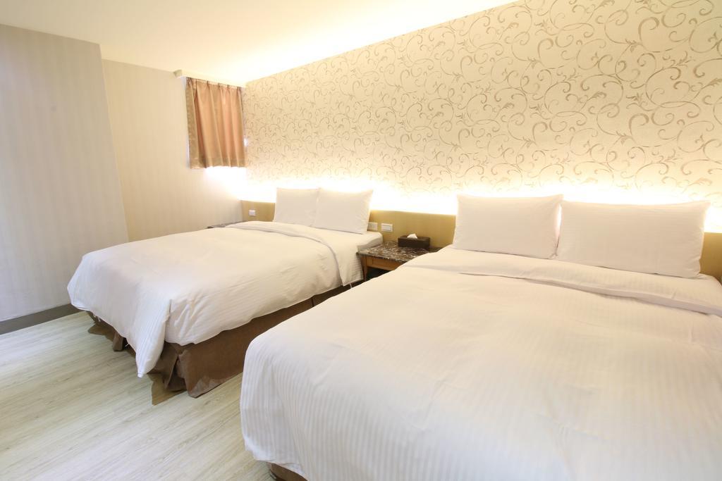 Simple Life Kaohsiung Hotel Exterior photo